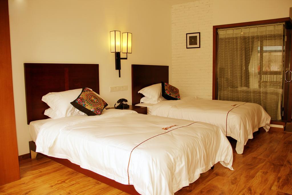 The Flower Hotel Ґуйлінь Номер фото